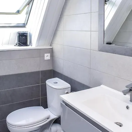 Awesome In Vergoncey With Kitchen Holiday home
