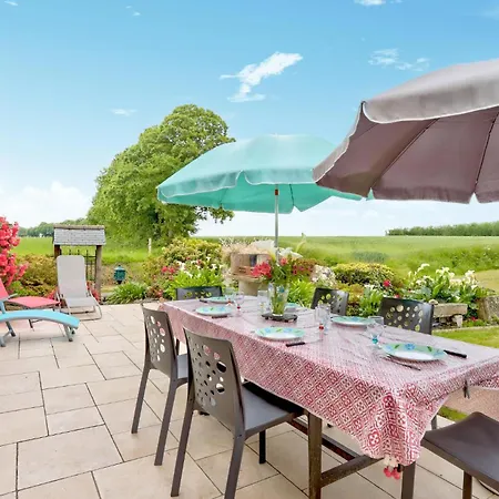 3 Bedroom Amazing In Vergoncey Ferienhaus Vergoncey