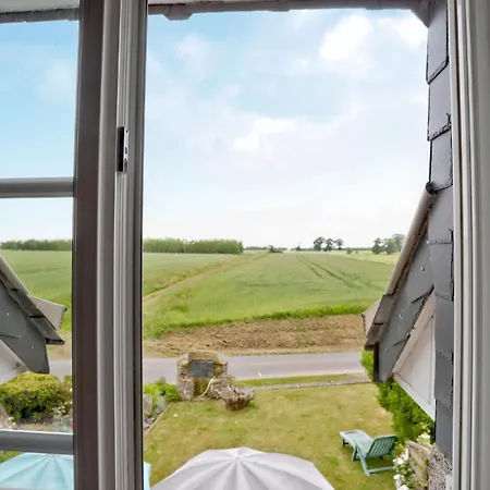 3 Bedroom Amazing In Vergoncey Vergoncey