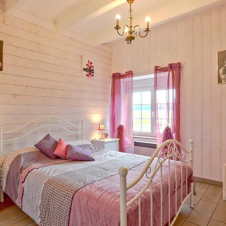 3 Bedroom Amazing In Vergoncey Vergoncey