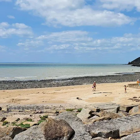 Ferienhaus 3 Bedroom Amazing In Vergoncey *