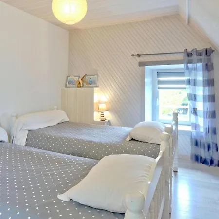 3 Bedroom Amazing In Vergoncey Ferienhaus Vergoncey