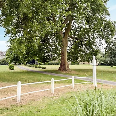 3 Bedroom Amazing In Vergoncey *