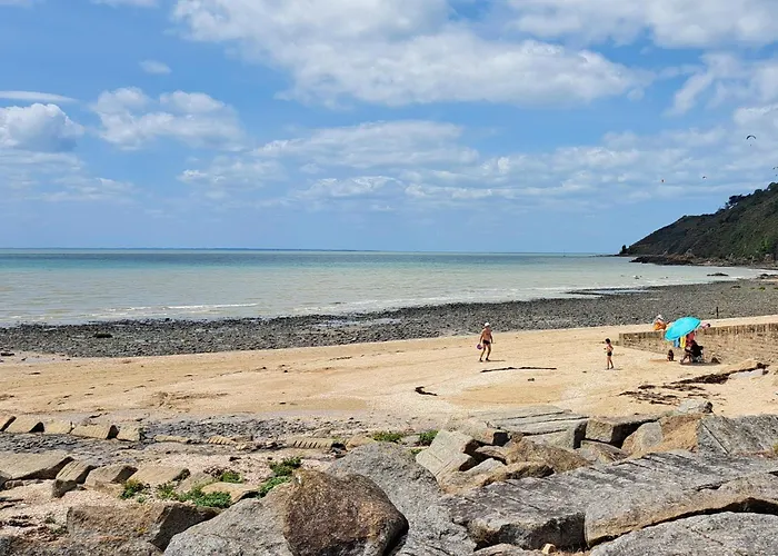 Vakantiehuis 3 Bedroom Amazing In *